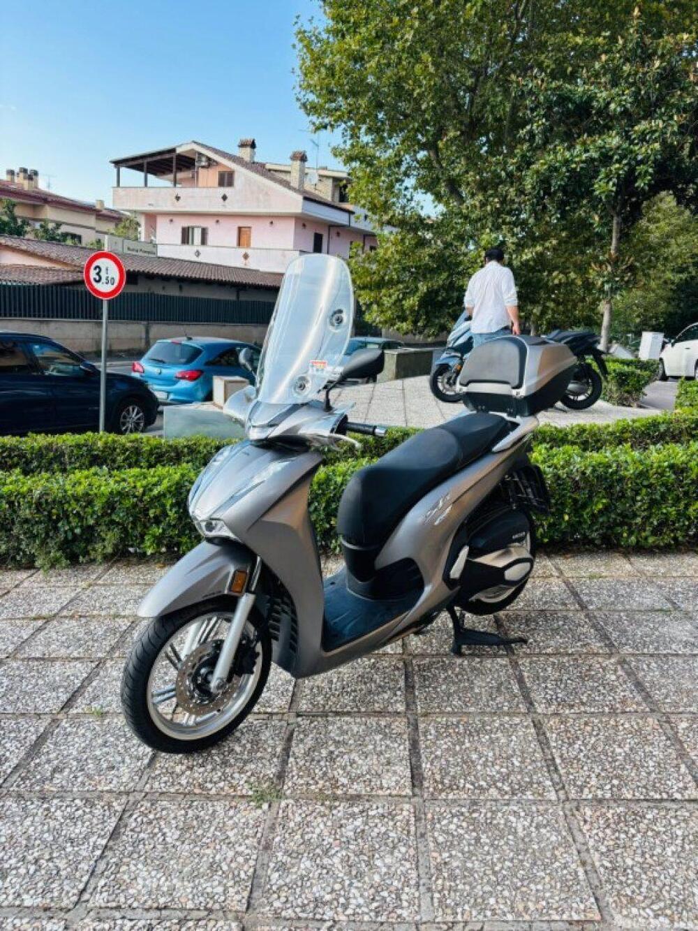 Honda SH 350 (2021 - 24) (10)