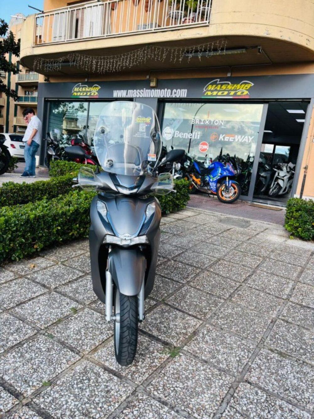 Honda SH 350 (2021 - 24) (7)