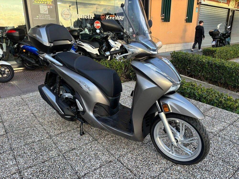 Honda SH 350 (2021 - 24) (4)