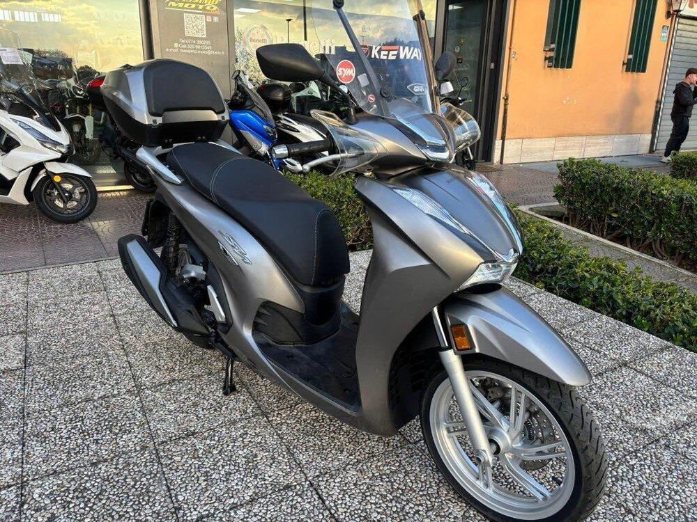 Honda SH 350 (2021 - 24) (13)