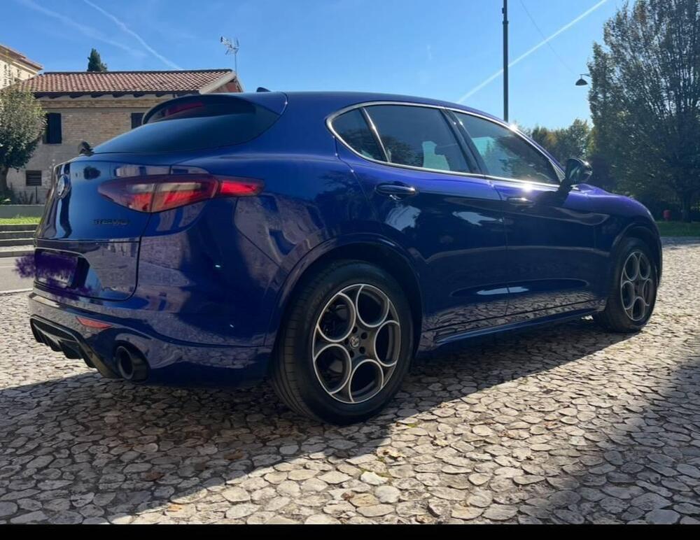 Alfa Romeo Stelvio usata a Pordenone (4)