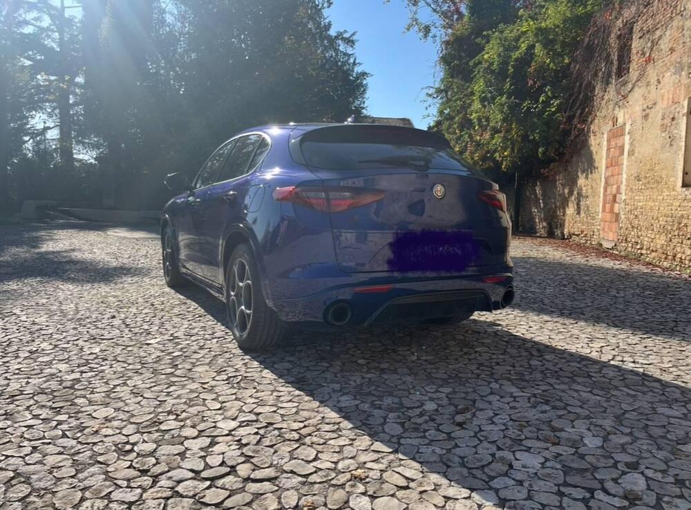 Alfa Romeo Stelvio usata a Pordenone (5)