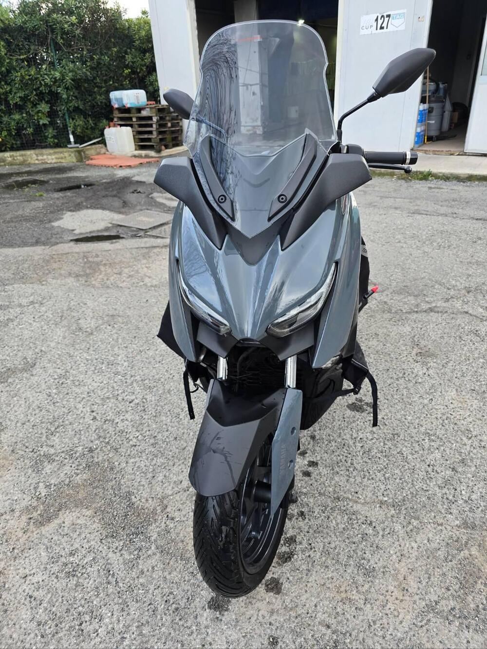 Yamaha X-Max 300 Tech Max (2021 - 24) (7)