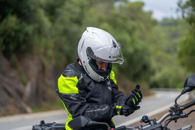 Nuovo integrale in fibra di vetro LS2 Challenger II