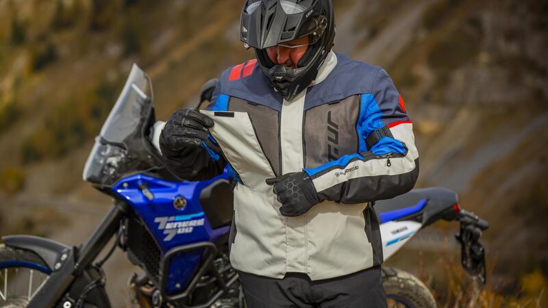 T.ur presenta la nuova giacca Iceland Hydroscud per il mototurismo a lungo raggio