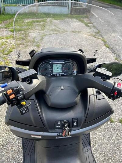 Suzuki Burgman AN 650 Executive ABS (2013 - 17) usata