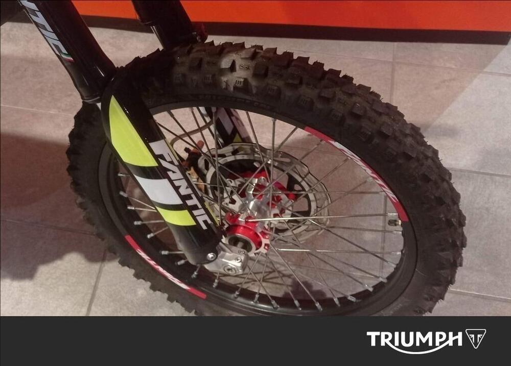 Fantic Motor XEF 125 Performance 4T (2022) (4)