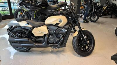 Benelli Leoncino 400 Bobber (2026) nuova