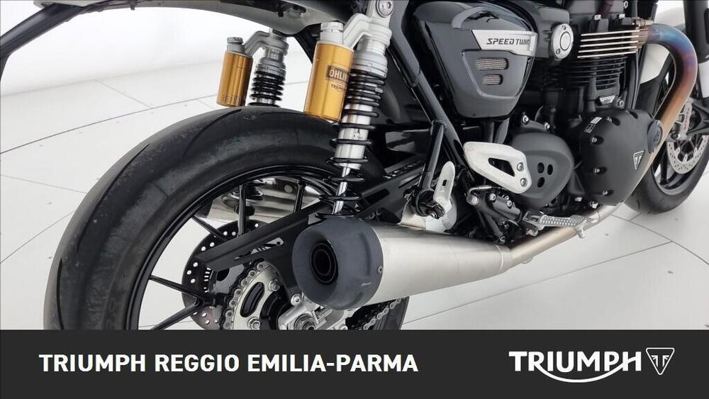 Triumph Speed Twin 1200 Breitling Limited Edition (2022 - 24) (17)