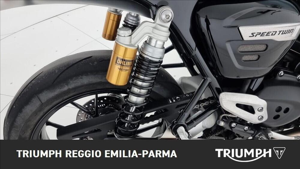 Triumph Speed Twin 1200 Breitling Limited Edition (2022 - 24) (19)