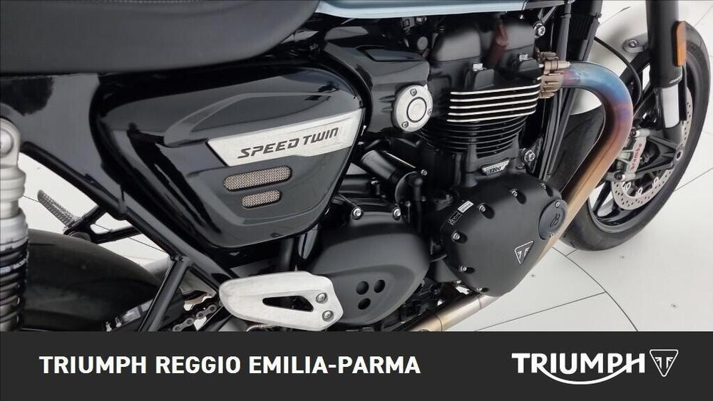 Triumph Speed Twin 1200 Breitling Limited Edition (2022 - 24) (20)