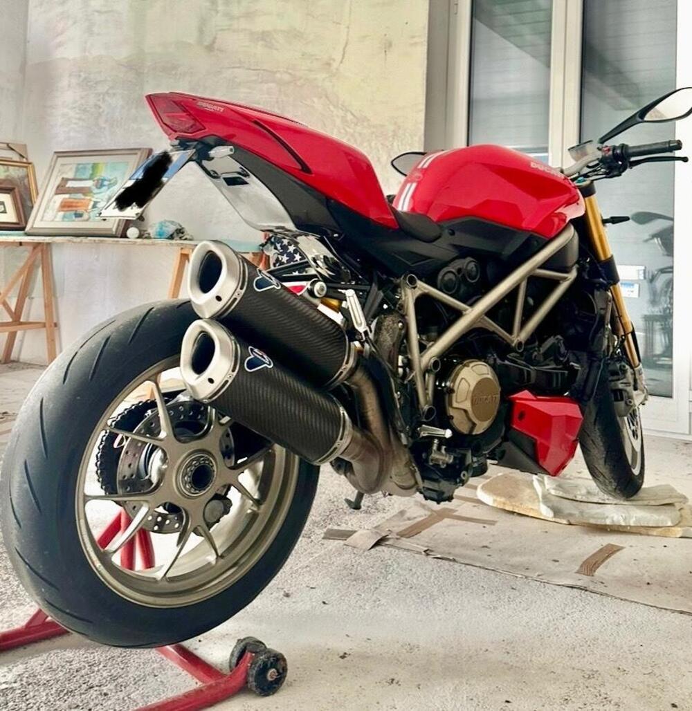 Ducati Streetfighter S (2009 - 14) (4)