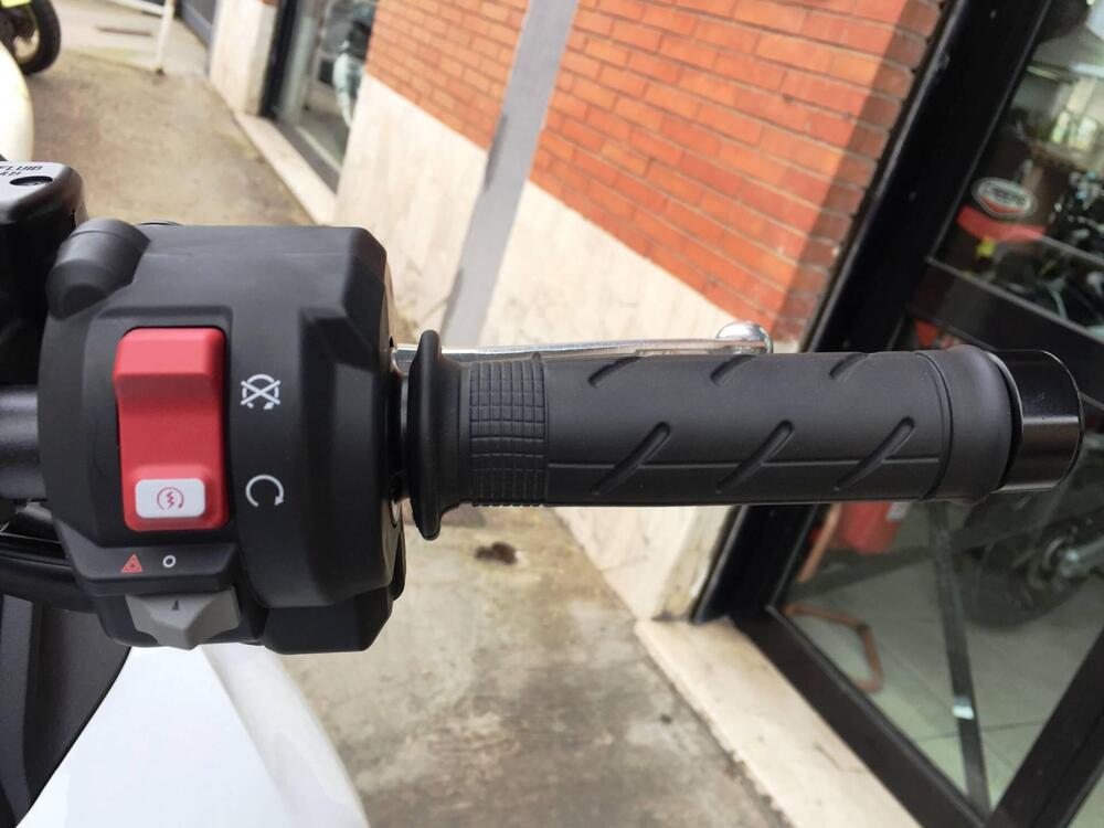 Honda Transalp XL750 (2026) (13)