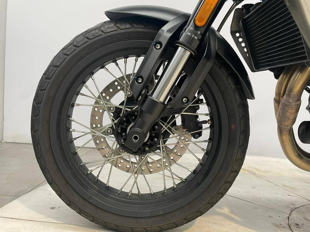 Brixton Motorcycles Crossfire 500 X (2021 - 26) (9)