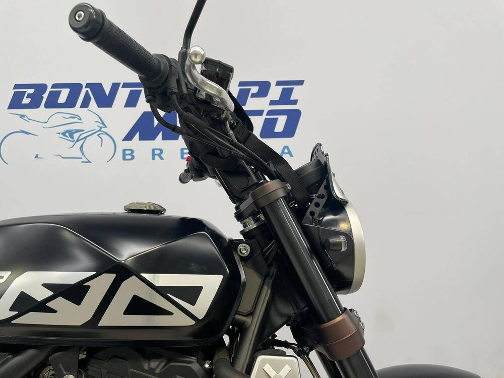 Brixton Motorcycles Crossfire 500 X (2021 - 26) (15)