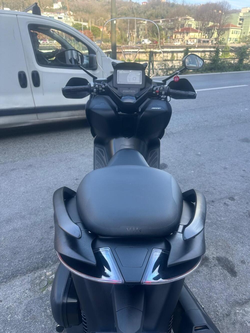 Zontes ZT350-E (2023 - 25) (9)