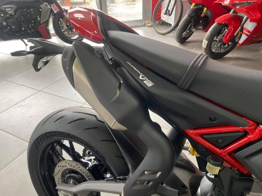Ducati Hypermotard V2 (2026) (9)