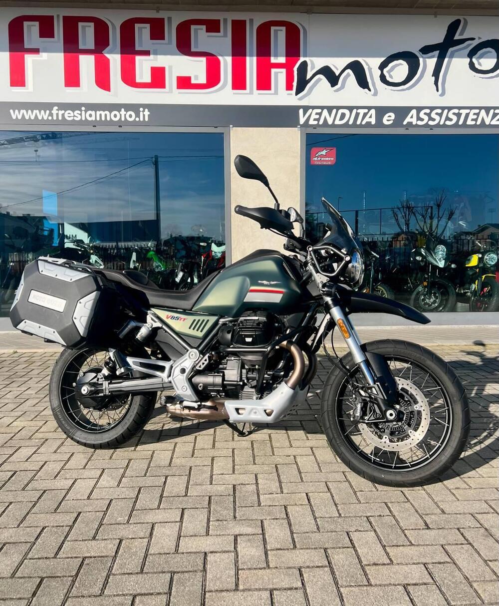 Moto Guzzi V85 TT (2021 - 23)