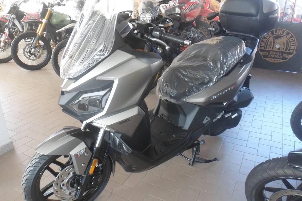 Sym Joyride 300 (2025 - 26) (5)