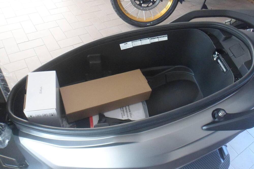 Sym Joyride 300 (2025 - 26) (11)