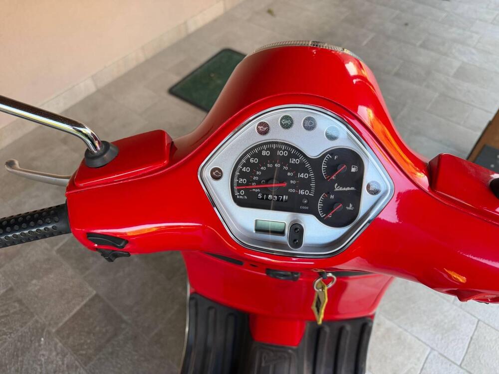Vespa GTS 300 (2010 - 14) (6)