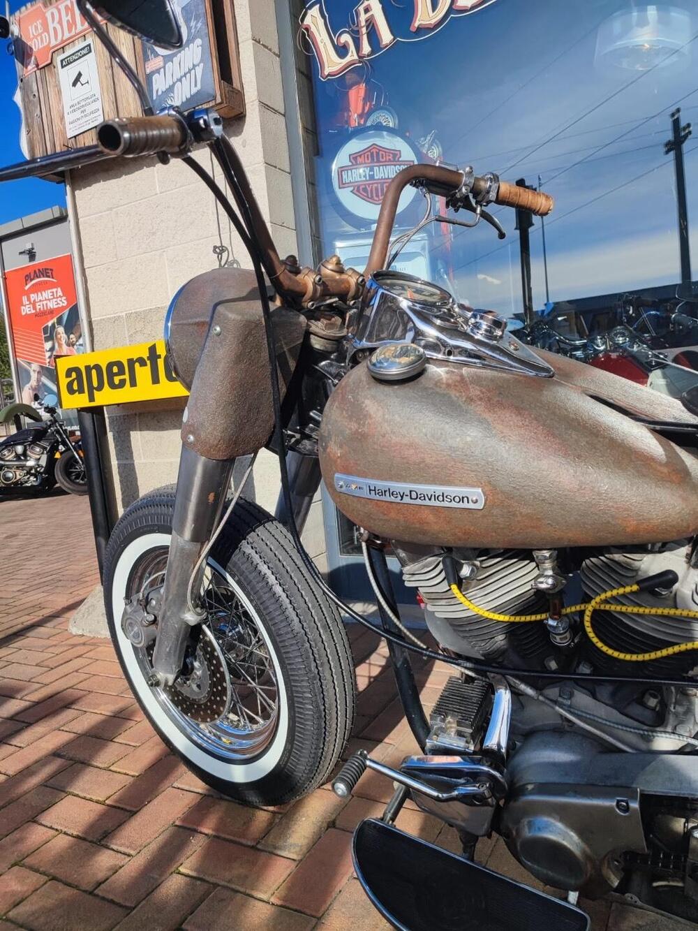 Harley-Davidson Electra glide del 1976 targa italiana del tempo (11)