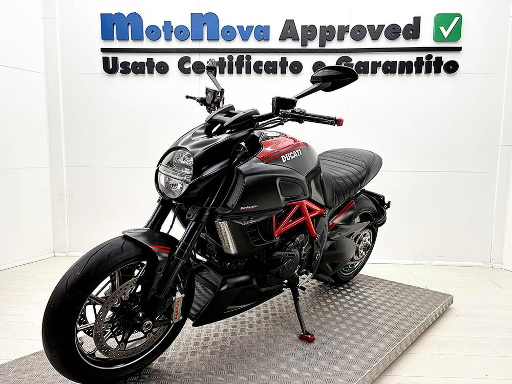 Ducati Diavel 1200 Carbon (2010 - 13) (3)