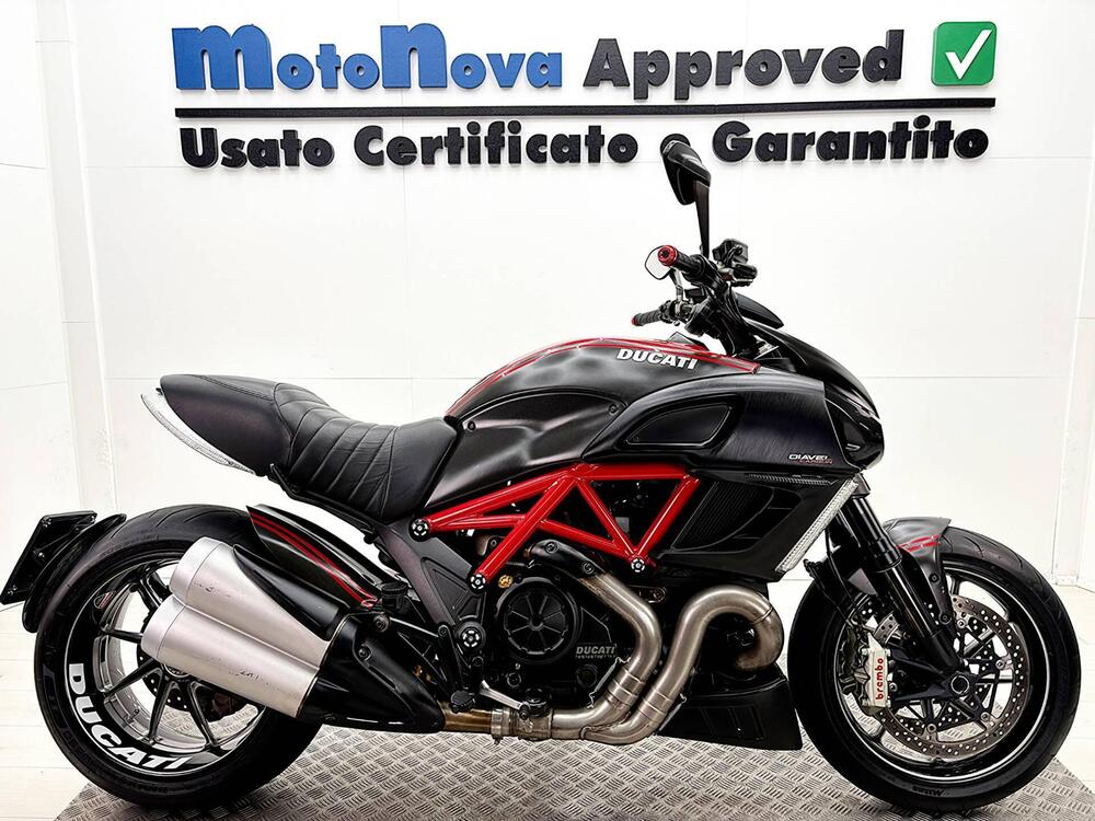 Ducati Diavel 1200 Carbon (2010 - 13)
