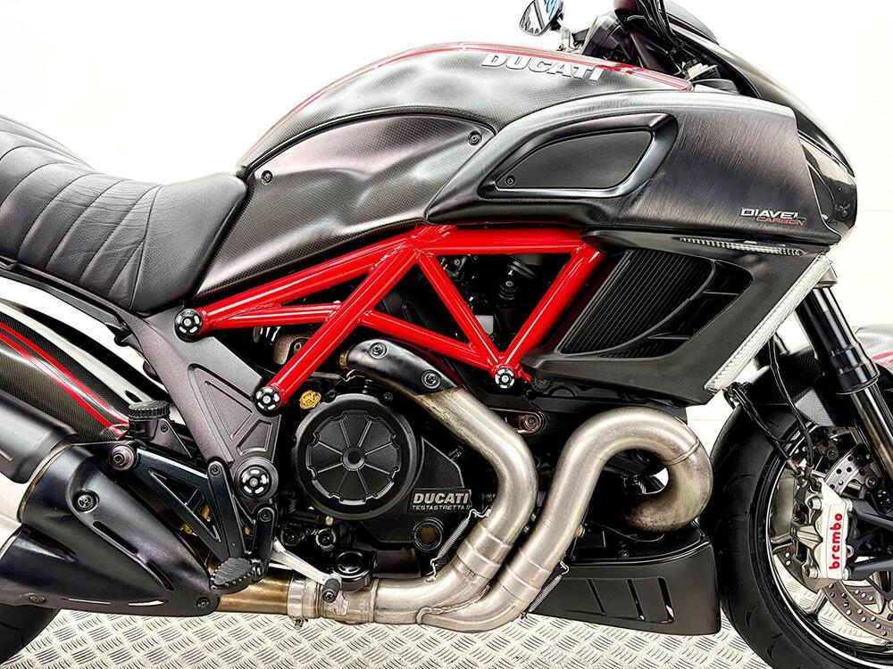 Ducati Diavel 1200 Carbon (2010 - 13) (9)