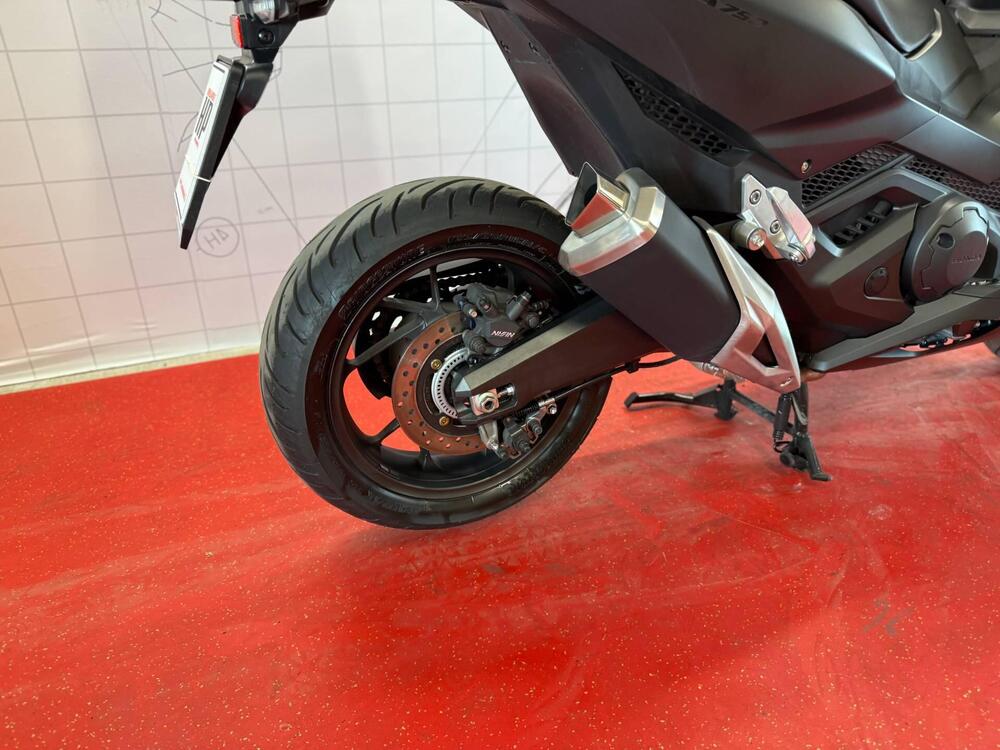 Honda Forza 750 (2025 - 26) (11)