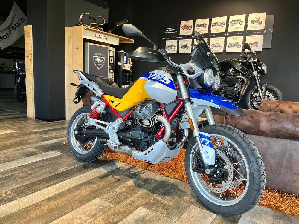 Moto Guzzi V85 TT (2024 - 26)