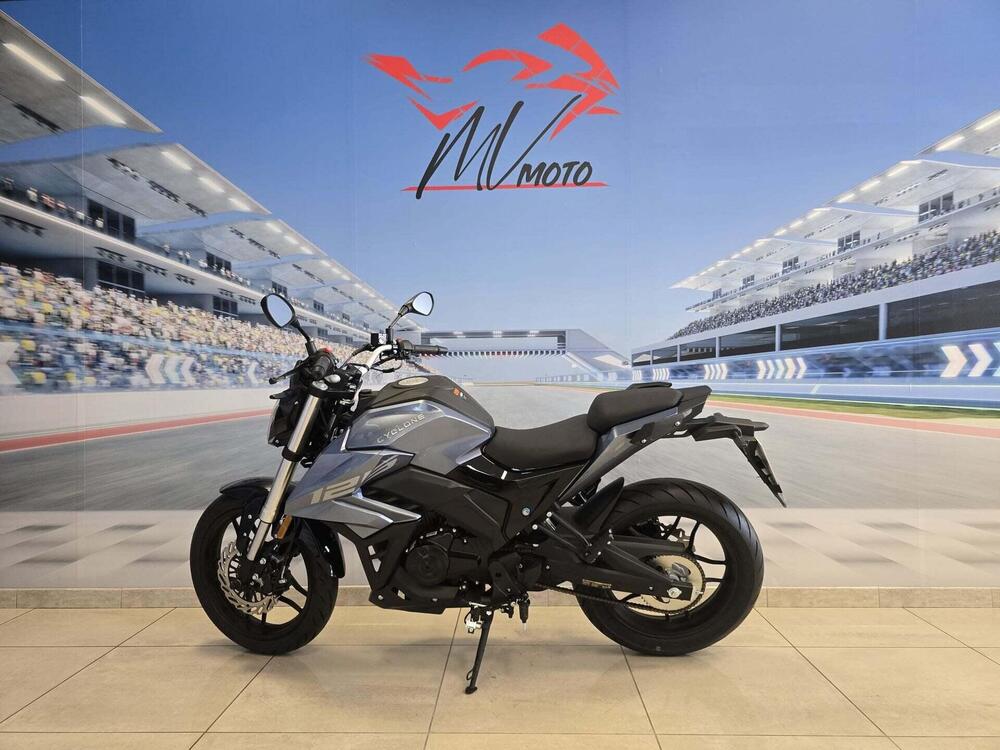 Cyclone Battlo 5S (2025 - 26) (4)