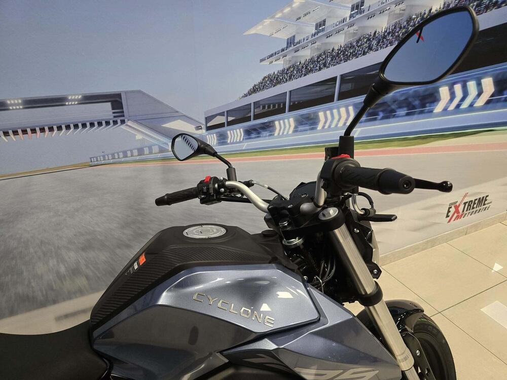 Cyclone Battlo 5S (2025 - 26) (11)