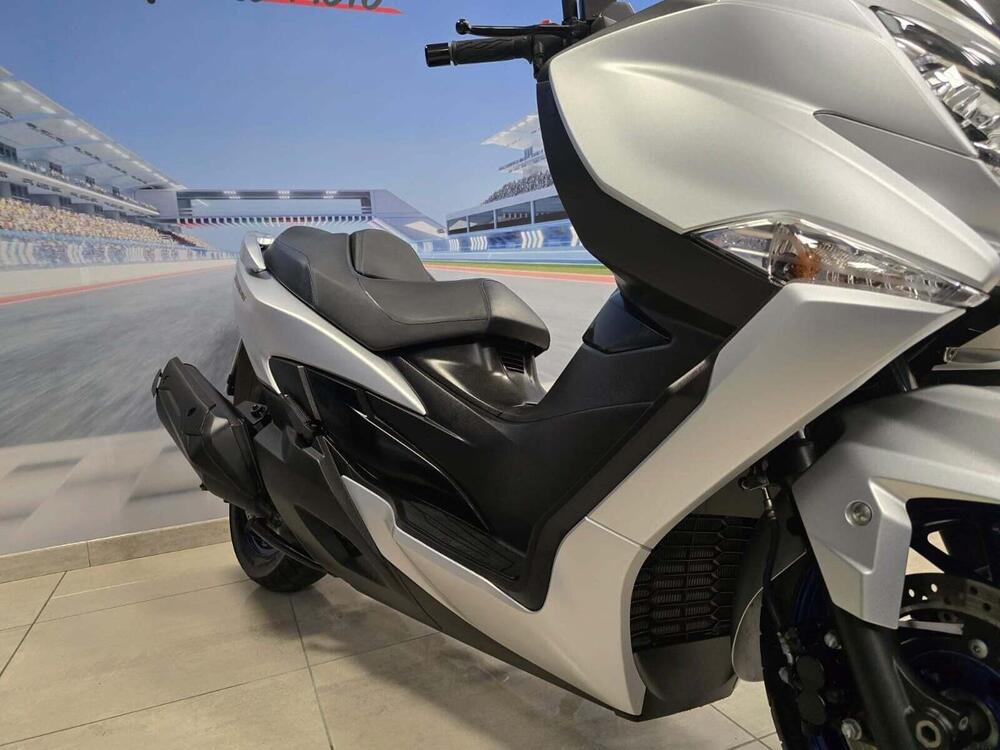 Suzuki Burgman 400 (2022 - 24) (15)