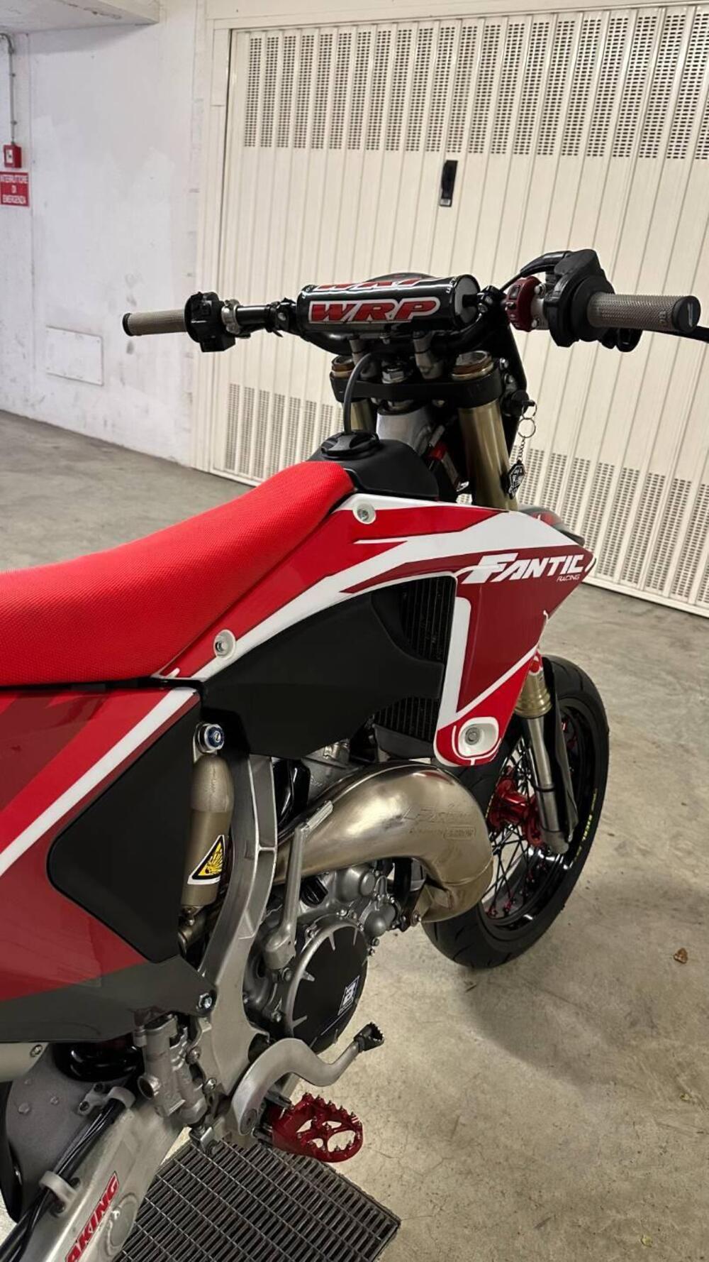 Fantic Motor XX 125 2T (2024) (18)