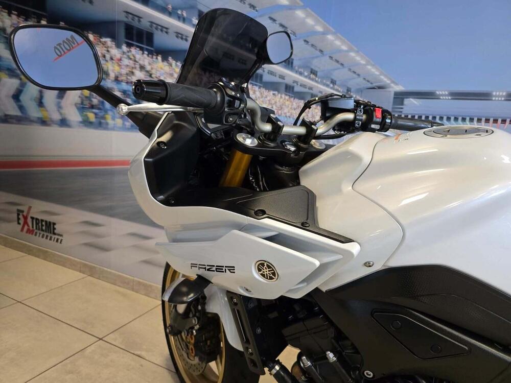 Yamaha Fazer 8 (2010 - 16) (7)