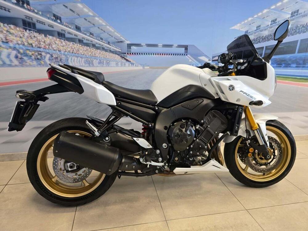 Yamaha Fazer 8 (2010 - 16) (14)