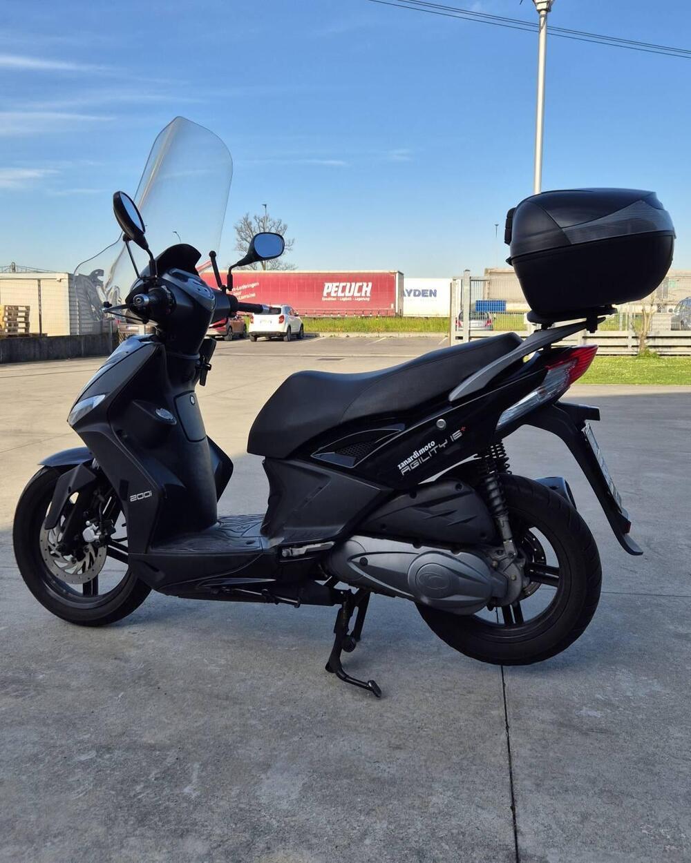 Kymco Agility 200i R16 + (2014 - 17) (3)