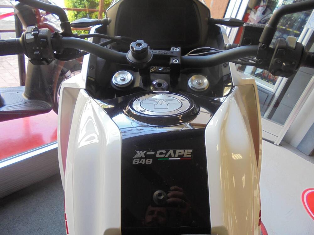 Moto Morini X-Cape 650 (2021 - 26) (5)