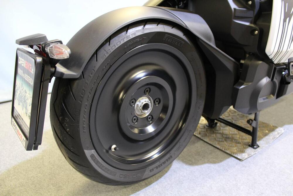 Bmw CE 04 (2021 - 25) (5)