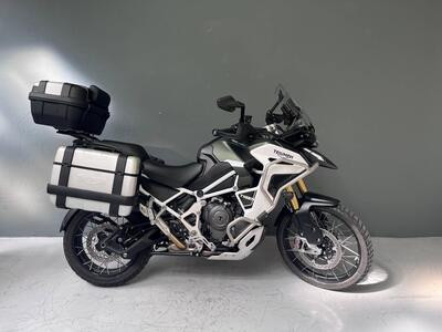 Triumph Tiger 1200 Rally Explorer (2022 - 23) usata
