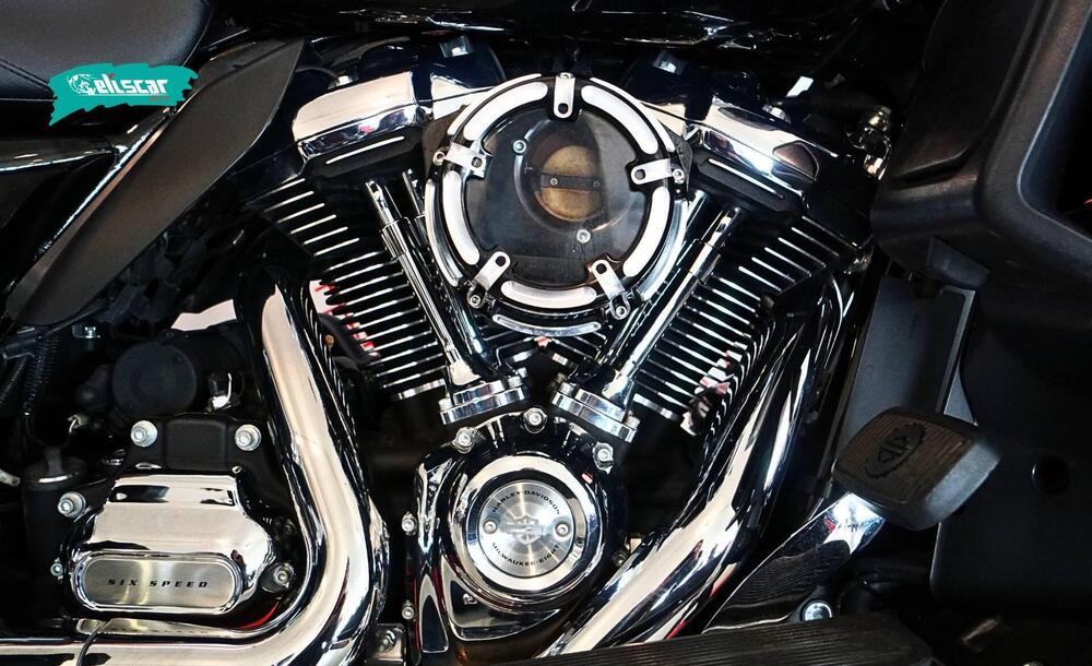 Harley-Davidson 114 Road Glide Limited (2020) - FLTRK (9)