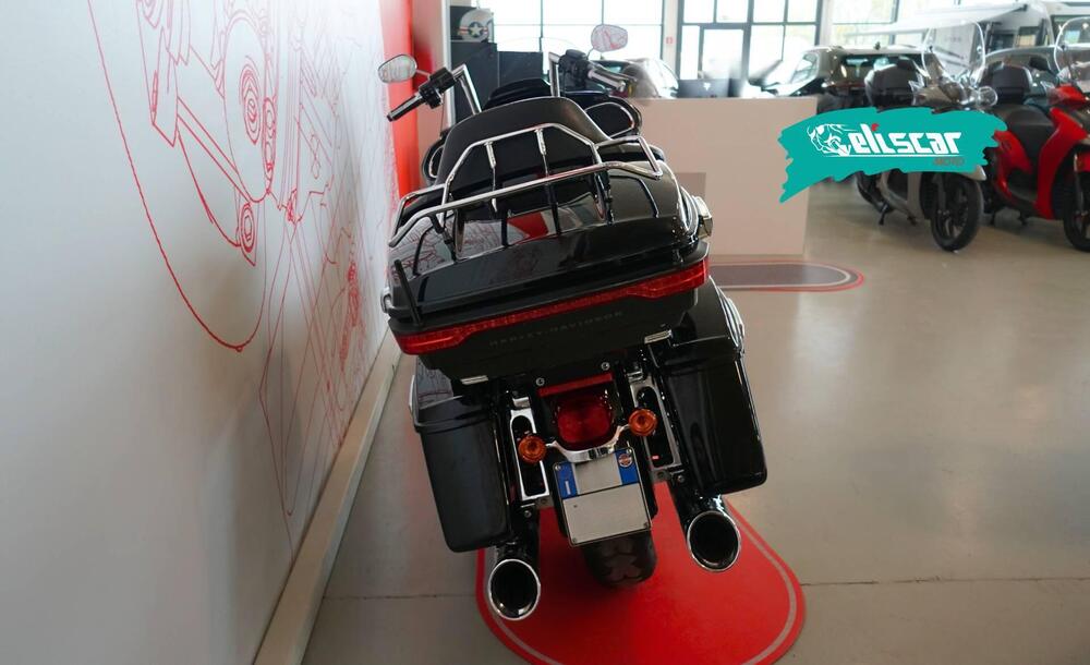 Harley-Davidson 114 Road Glide Limited (2020) - FLTRK (4)