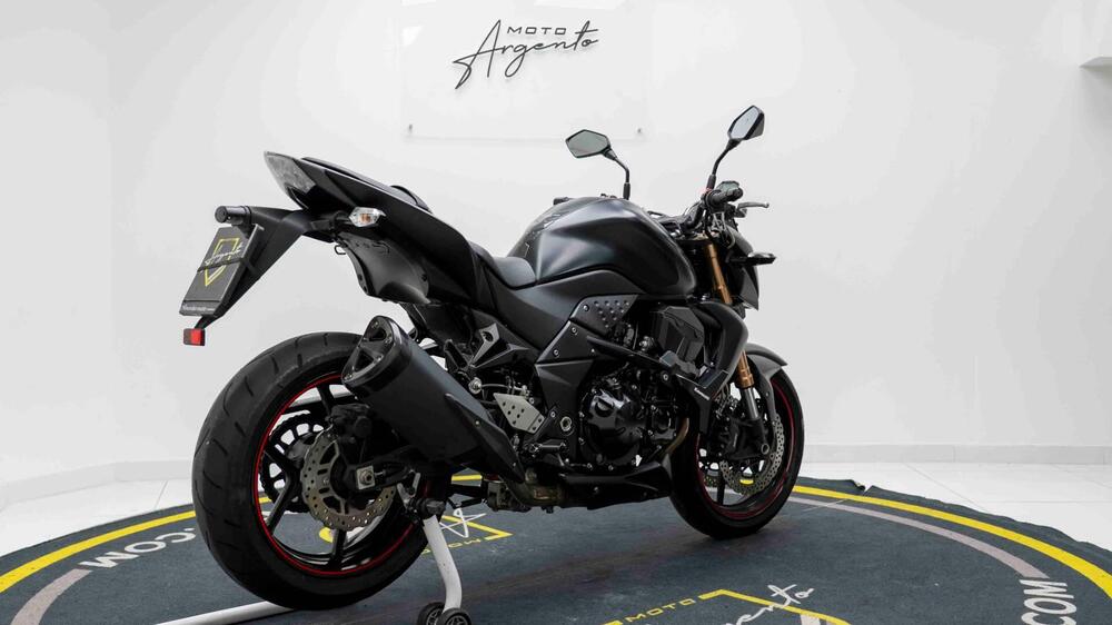 Kawasaki Z 750 R (2011 - 14) (3)