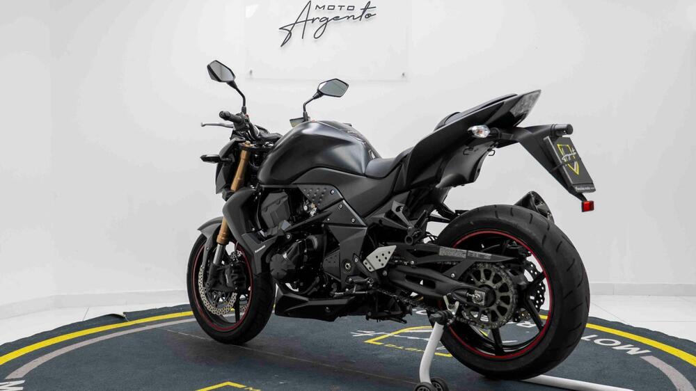 Kawasaki Z 750 R (2011 - 14) (5)