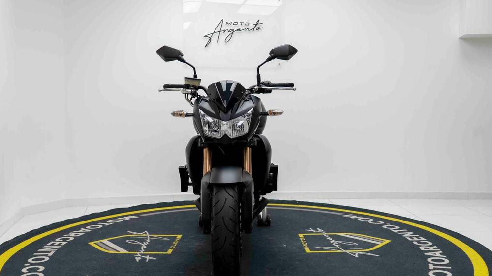 Kawasaki Z 750 R (2011 - 14) (8)