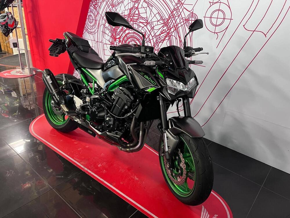 Kawasaki Z 900 (2021 - 24) (2)