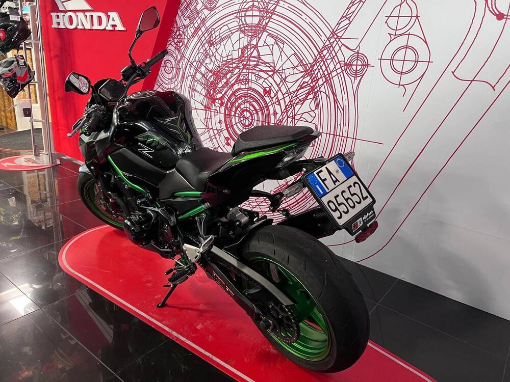 Kawasaki Z 900 (2021 - 24) (6)