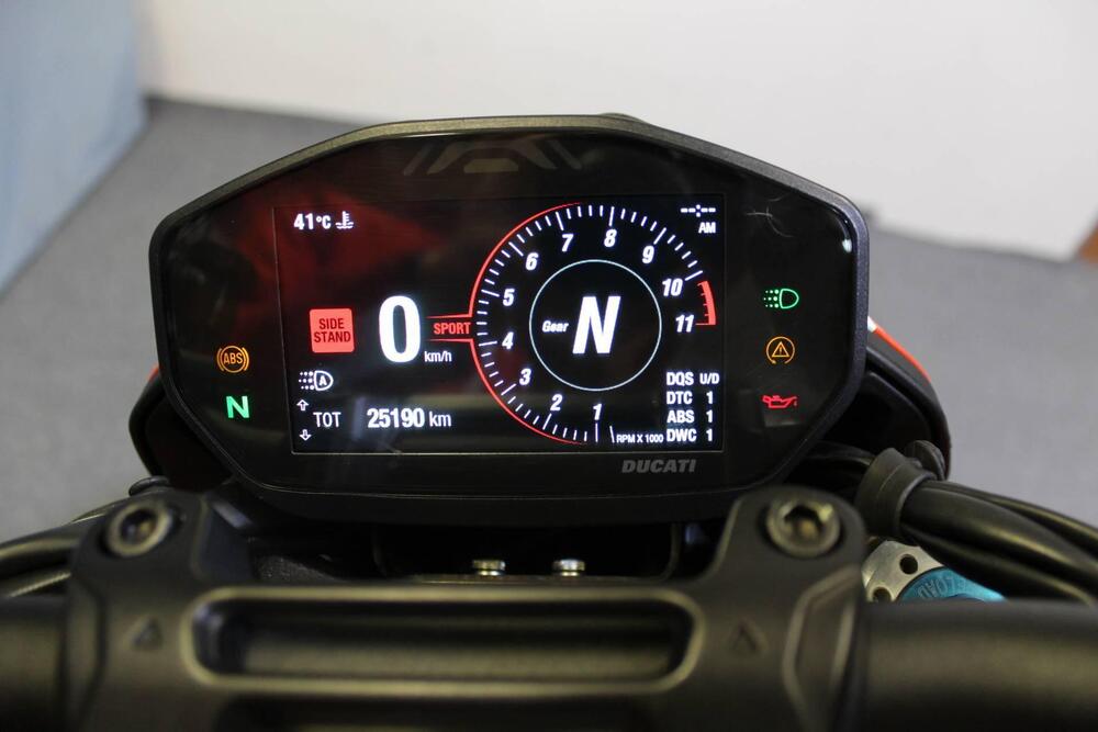 Ducati Hypermotard 950 SP (2022 - 25) (3)