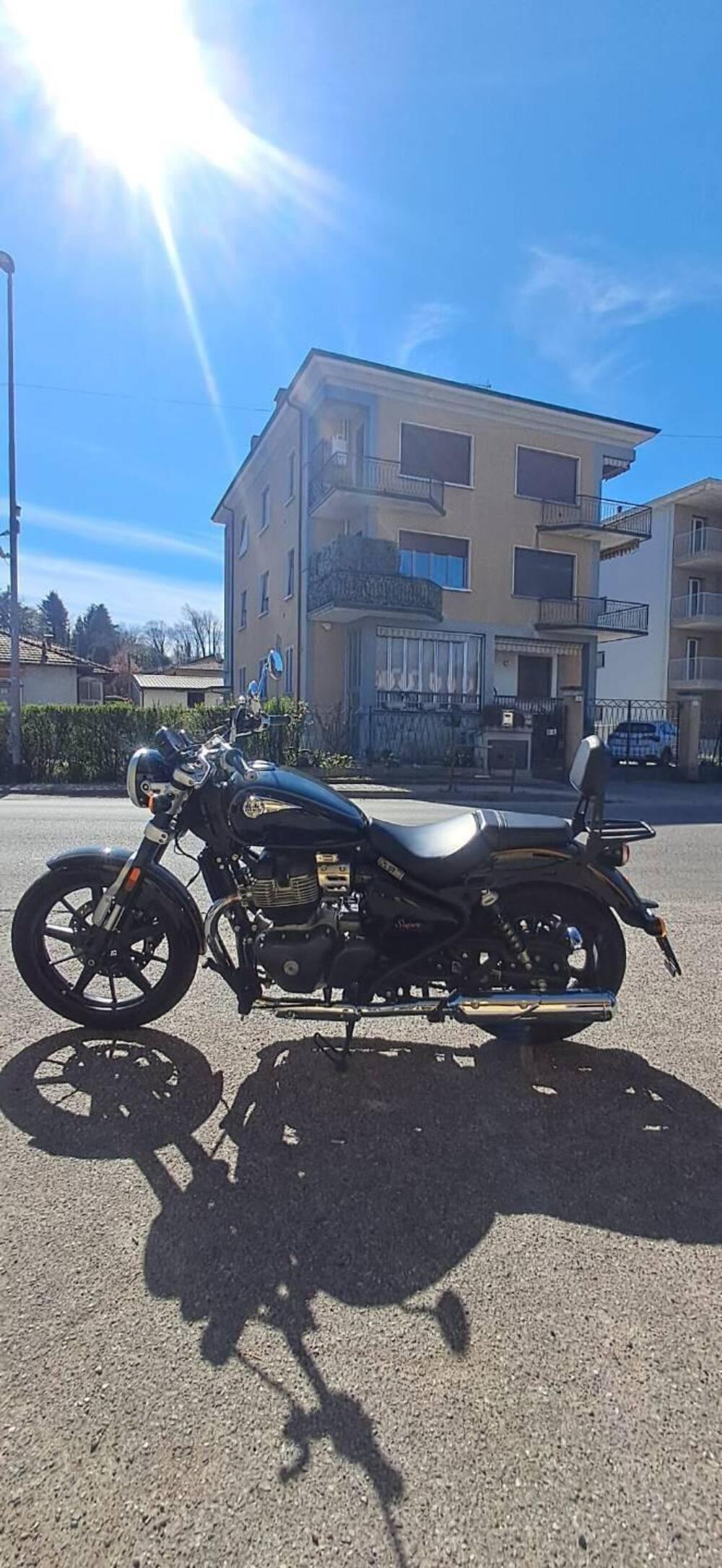 Royal Enfield Super Meteor 650 (2023 - 26) (2)